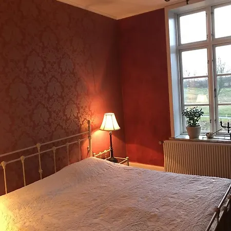 Bed & Breakfast Lindegarden