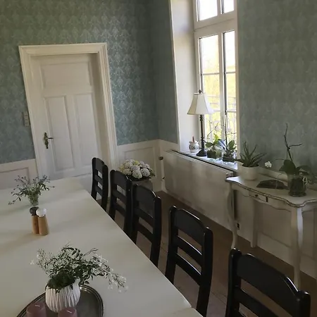 Bed & Breakfast Lindegarden Kollund